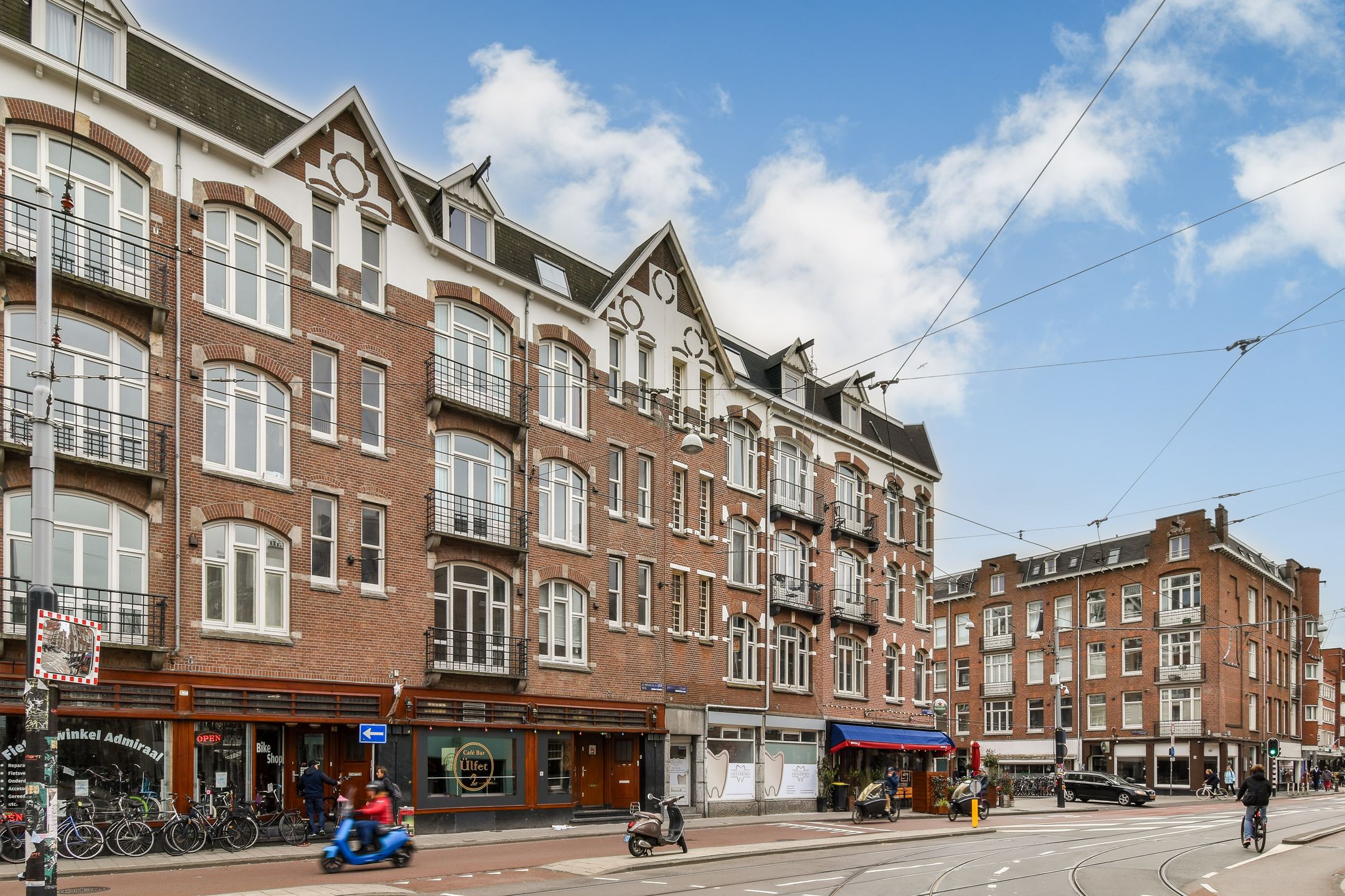 Spacious Two-Bedroom Apartment with Exceptional Rooftop Terrace in Amsterdam-West — 21