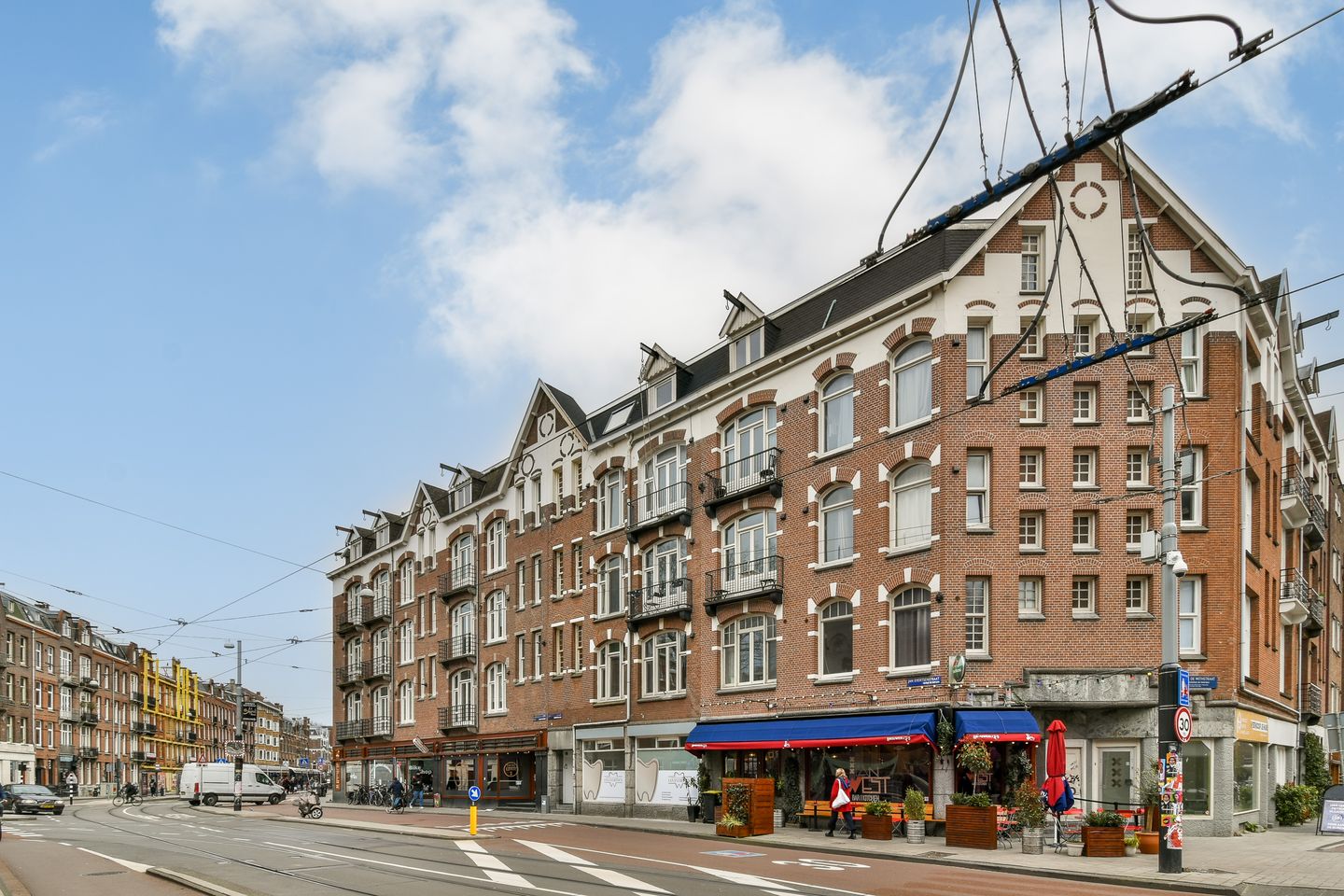 Spacious Two-Bedroom Apartment with Exceptional Rooftop Terrace in Amsterdam-West — 19