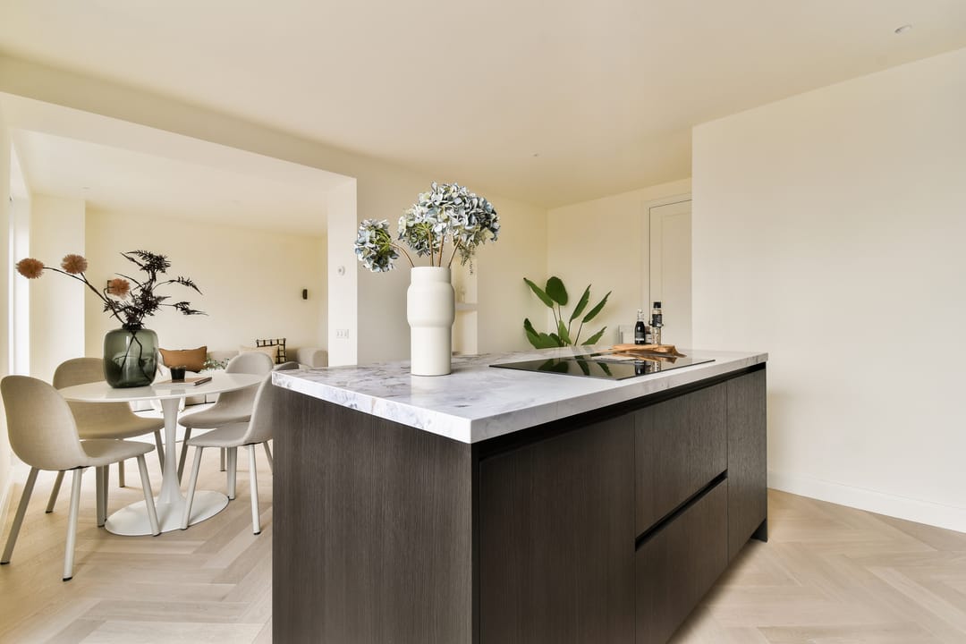 Spacious Two-Bedroom Apartment with Exceptional Rooftop Terrace in Amsterdam-West — 8