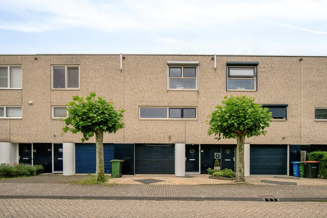 Fully Renovated Terraced Home with Water Views and Southwest-Facing Terrace in Nieuwland — 32