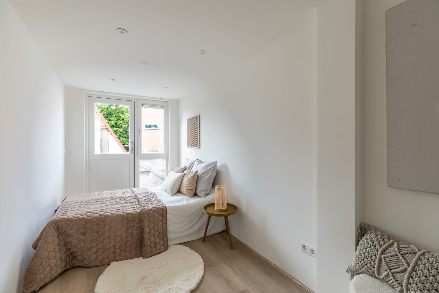Completely Renovated City Center Apartment with Spacious Rooftop Terrace — 19