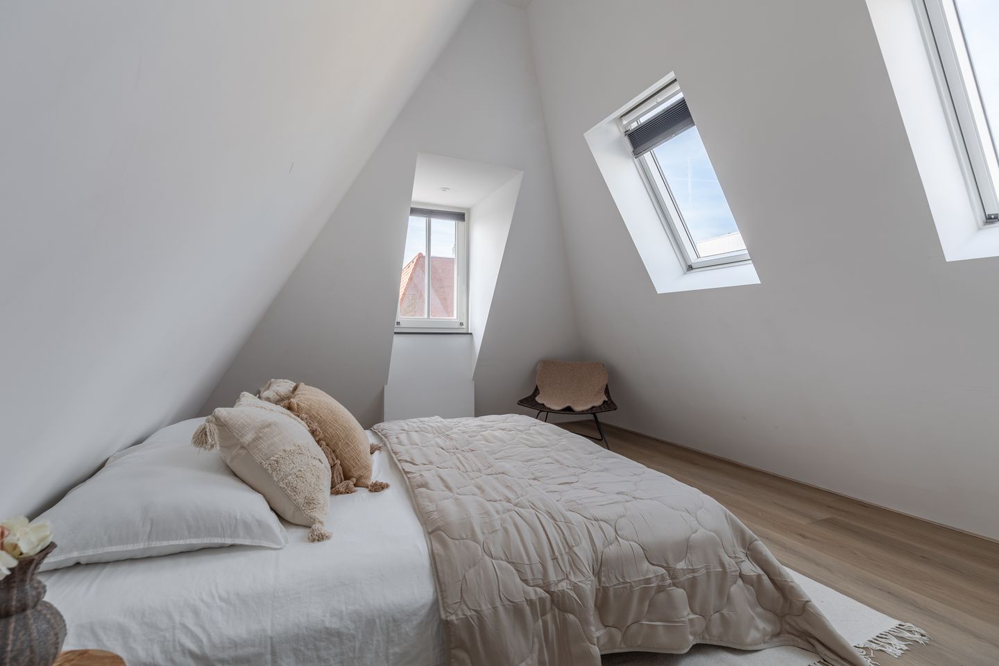 Completely Renovated Historic Apartment in Alkmaar City Center — 19
