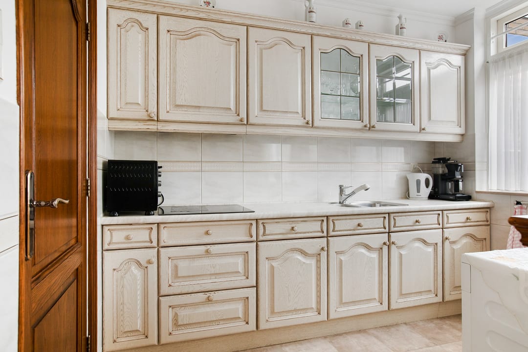 Spacious Family Home with Free Views in Popular Munnickenveld — 11