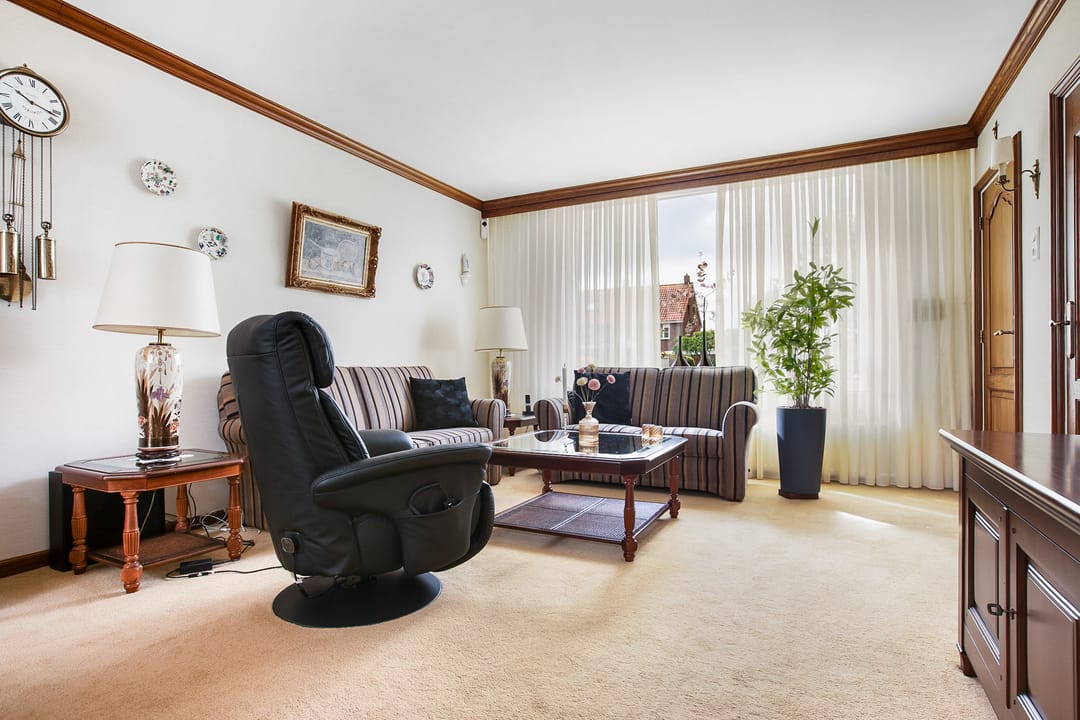 Spacious Family Home with Free Views in Popular Munnickenveld — 8