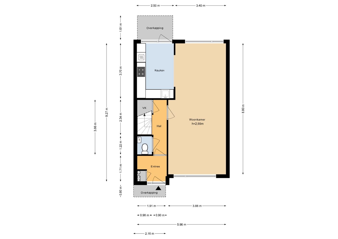 Spacious Modernized Family Home with Four Bedrooms in Green Residential Area — 35