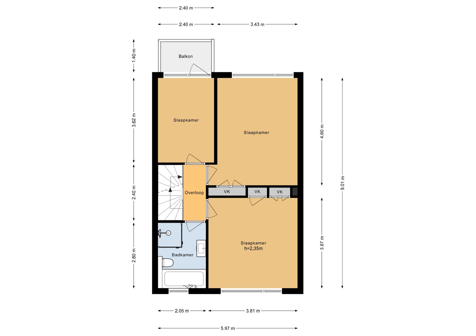 Spacious Modernized Family Home with Four Bedrooms in Green Residential Area — 36