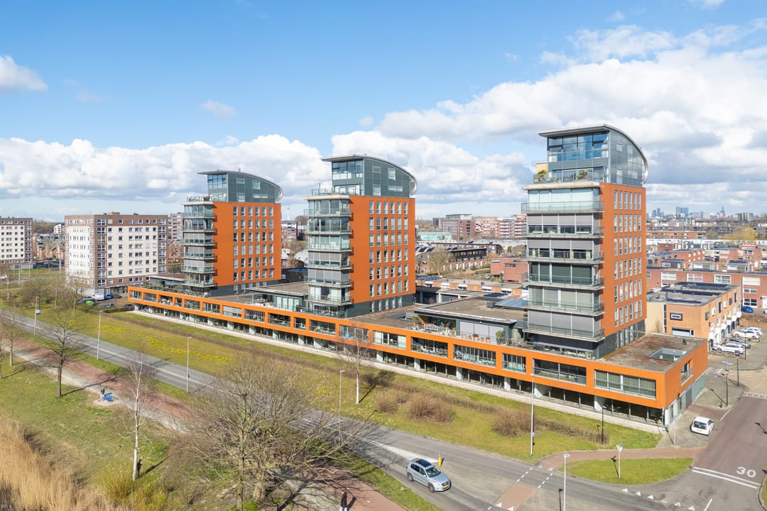Spacious Corner Apartment with Panoramic Water and Polder Views — 28