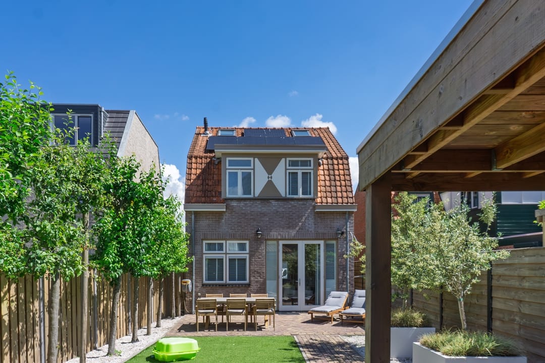 Spacious 1930s Detached Home with Modern Extensions Near Bergen op Zoom Center — 23