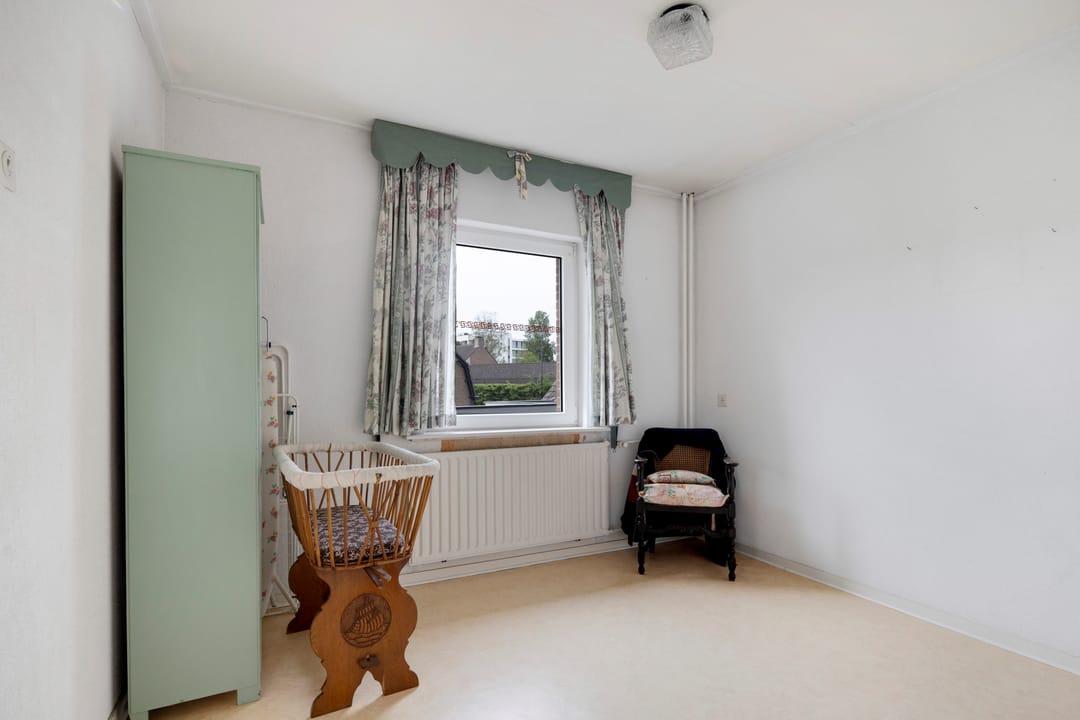 Semi-detached house with double garage in central Nuland — 13