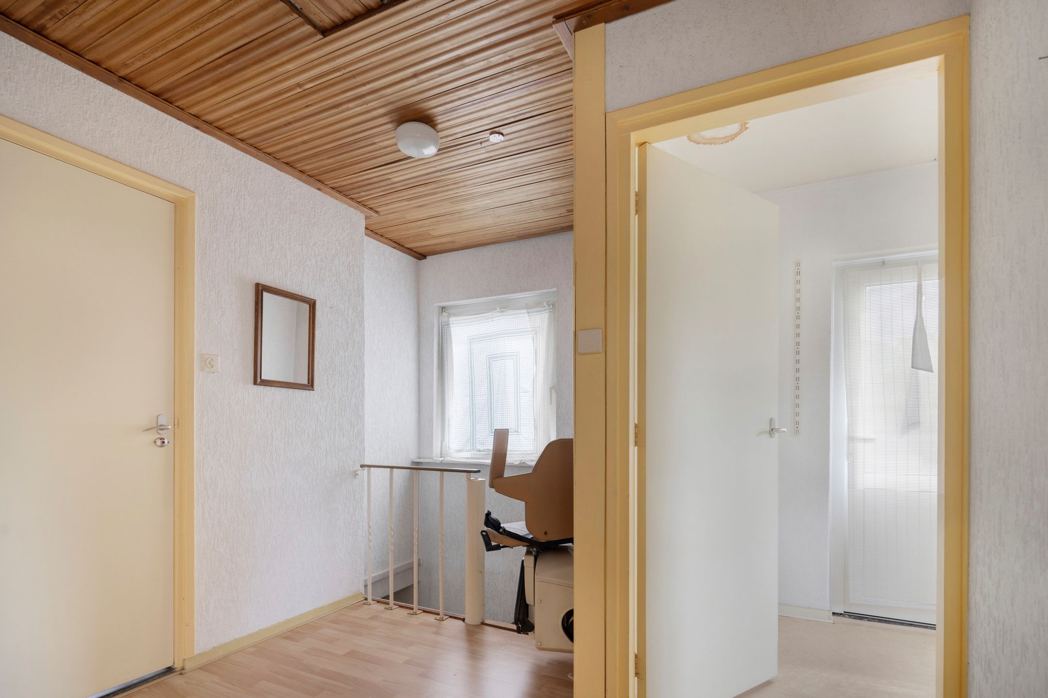 Semi-detached house with double garage in central Nuland — 12