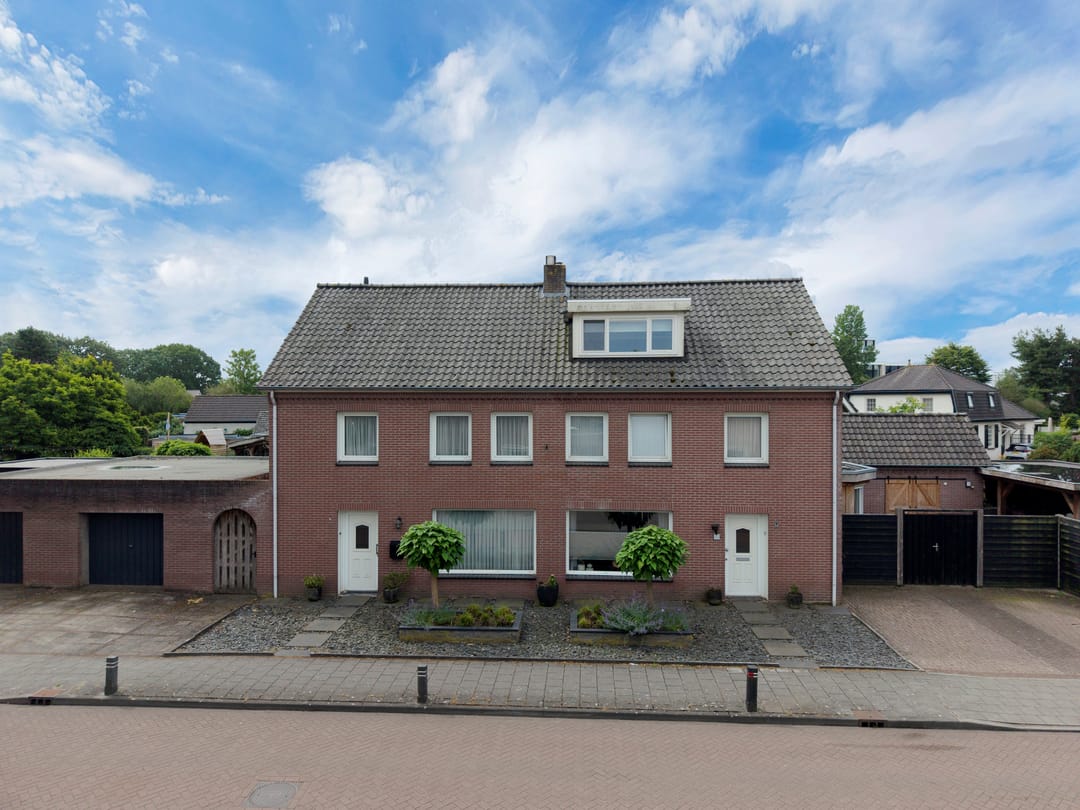 Semi-detached house with double garage in central Nuland — 31