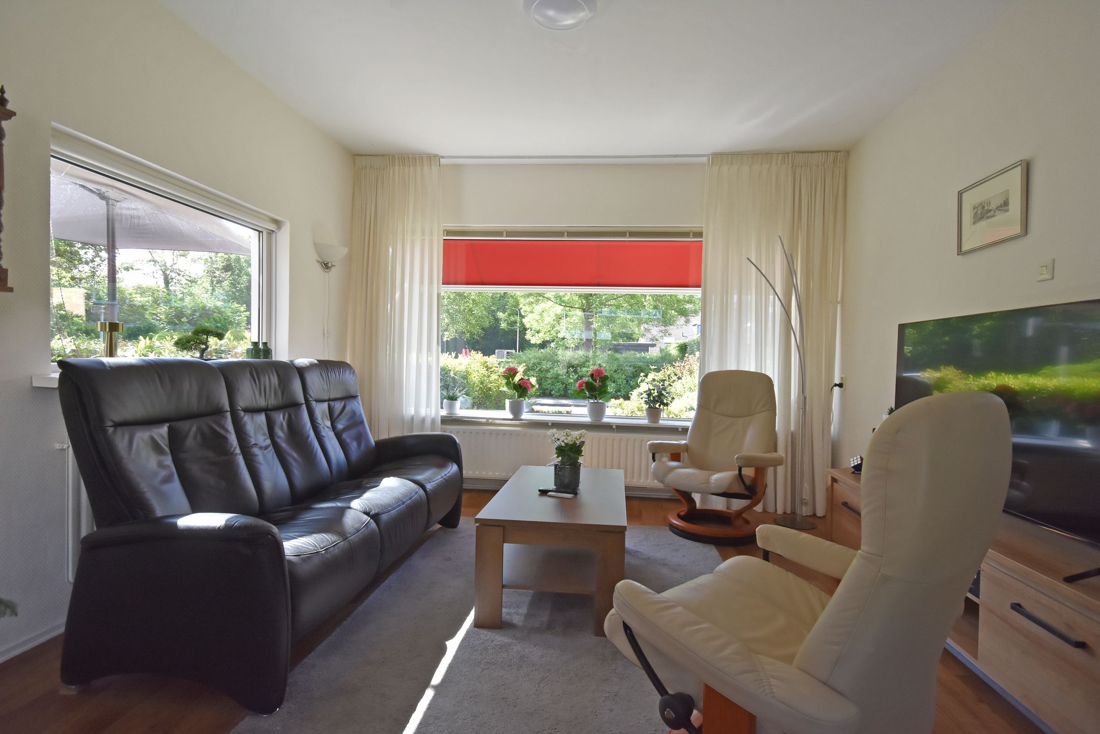 Spacious Semi-Detached Home with Home Office Potential in Quiet Hurdegaryp — 33