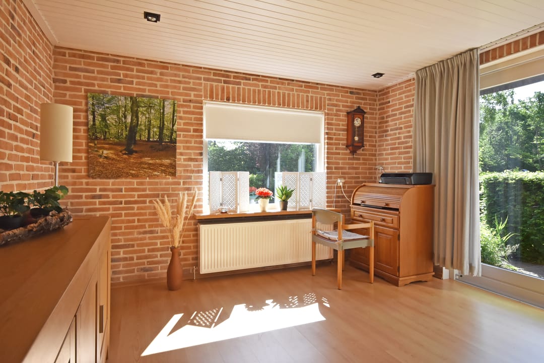 Spacious Semi-Detached Home with Home Office Potential in Quiet Hurdegaryp — 38