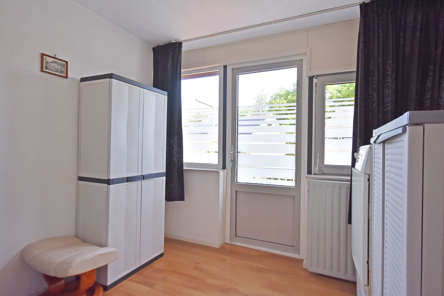Spacious Semi-Detached Home with Home Office Potential in Quiet Hurdegaryp — 50