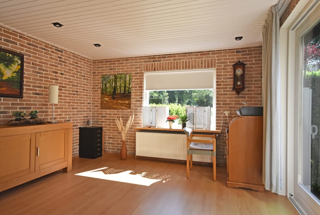 Spacious Semi-Detached Home with Home Office Potential in Quiet Hurdegaryp — 37