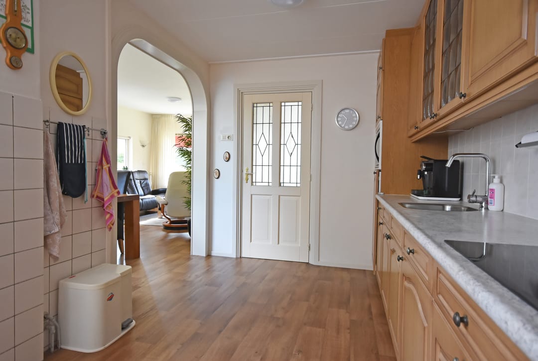 Spacious Semi-Detached Home with Home Office Potential in Quiet Hurdegaryp — 31