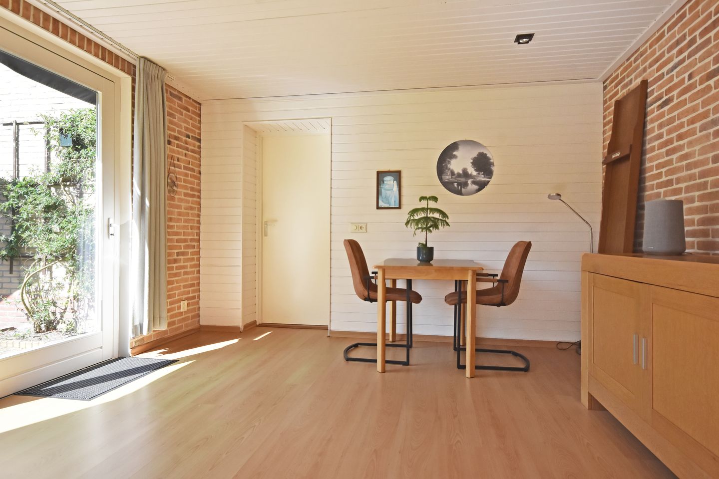 Spacious Semi-Detached Home with Home Office Potential in Quiet Hurdegaryp — 40