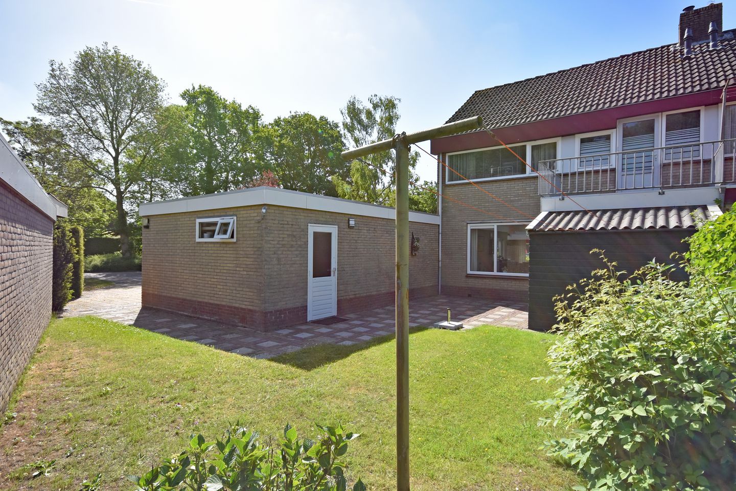 Spacious Semi-Detached Home with Home Office Potential in Quiet Hurdegaryp — 20