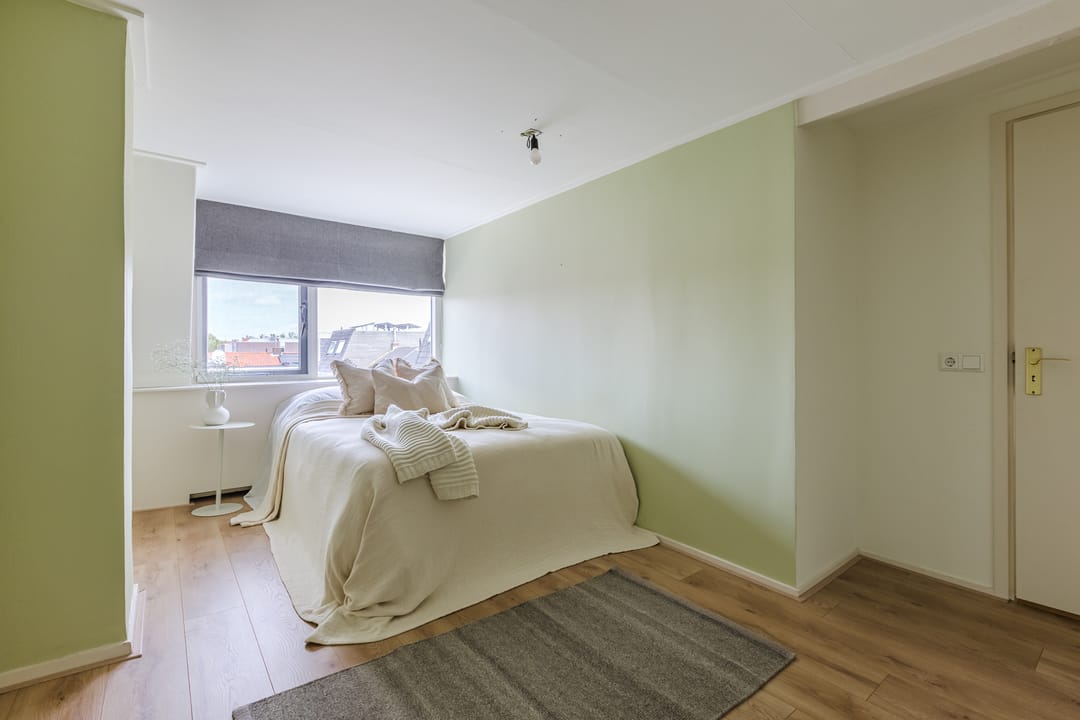 Spacious Double Upper Apartment with Sunny Roof Terrace in Haarlem — 28