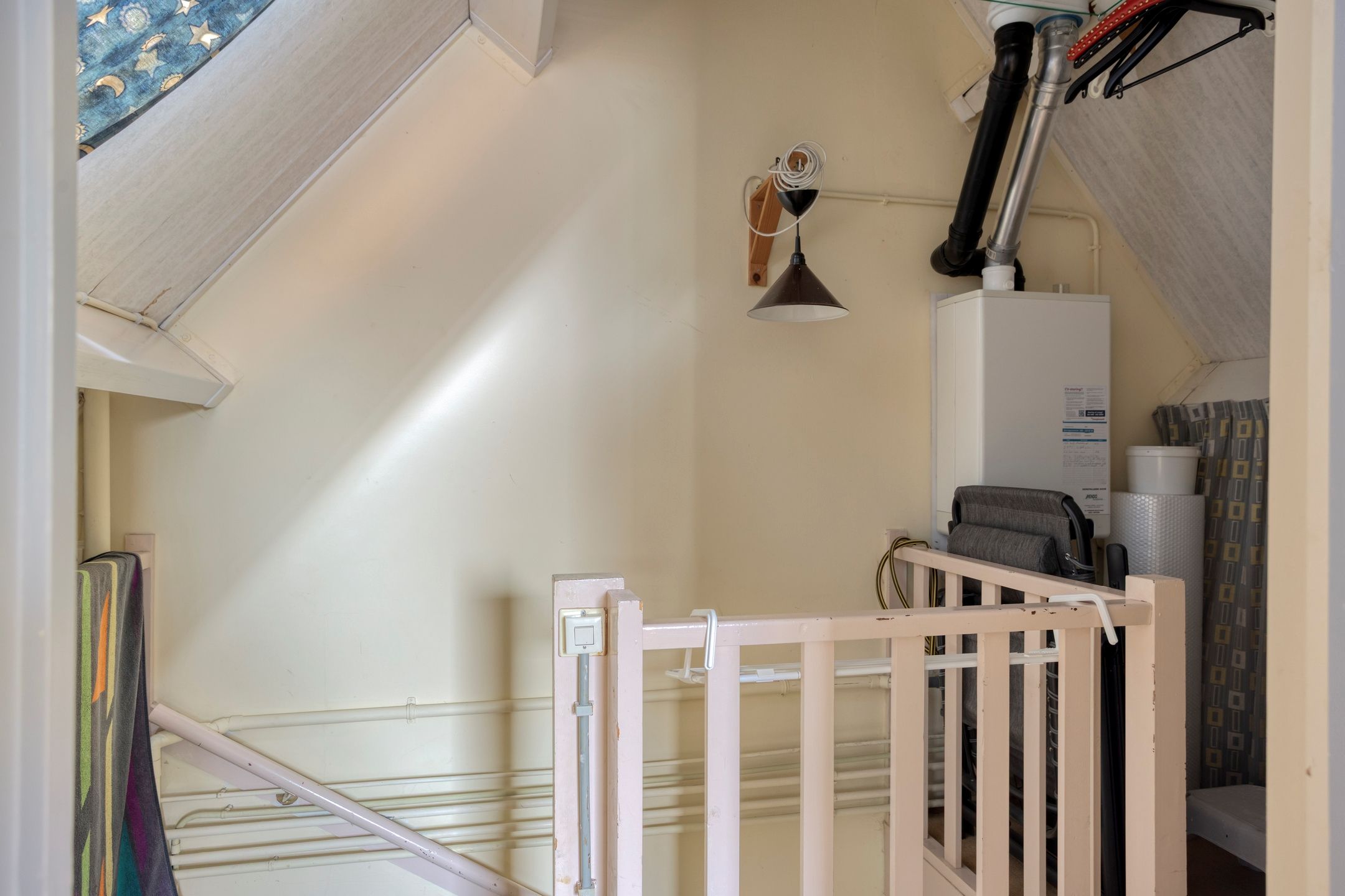 Spacious Semi-Detached Home with Five Bedrooms and Ground Floor Bedroom in Oldemarkt — 30