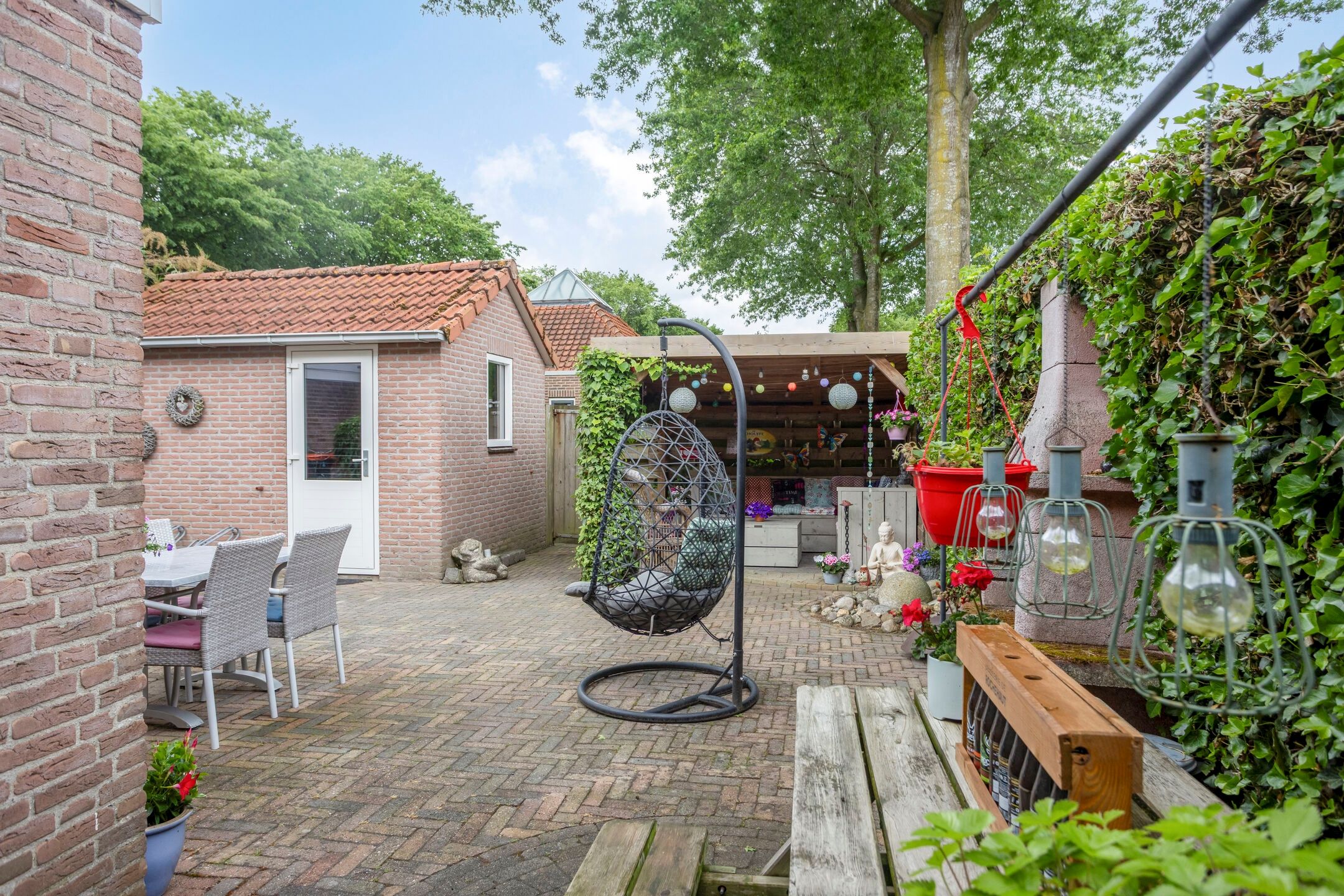 Spacious Semi-Detached Home with Five Bedrooms and Ground Floor Bedroom in Oldemarkt — 36