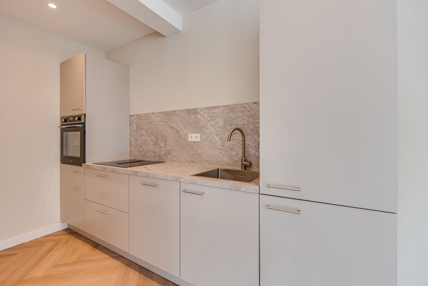 Modern Ground Floor Apartment with Southwest-Facing Terrace in Historic Amerongen — 10
