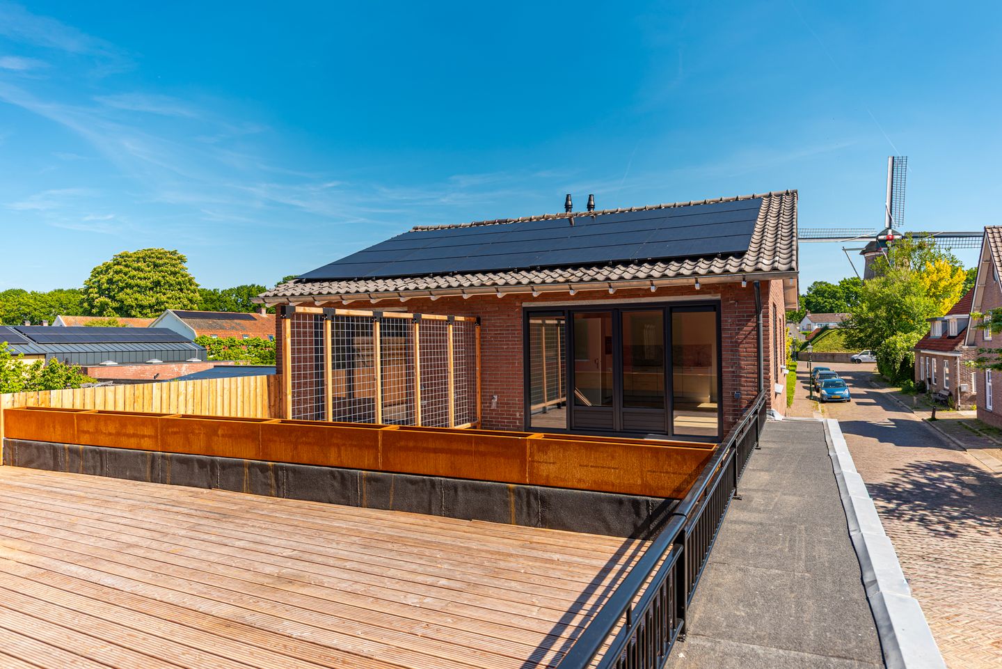 Stylish Renovated Apartment with Spacious Rooftop Terrace in Historic Amerongen — 19