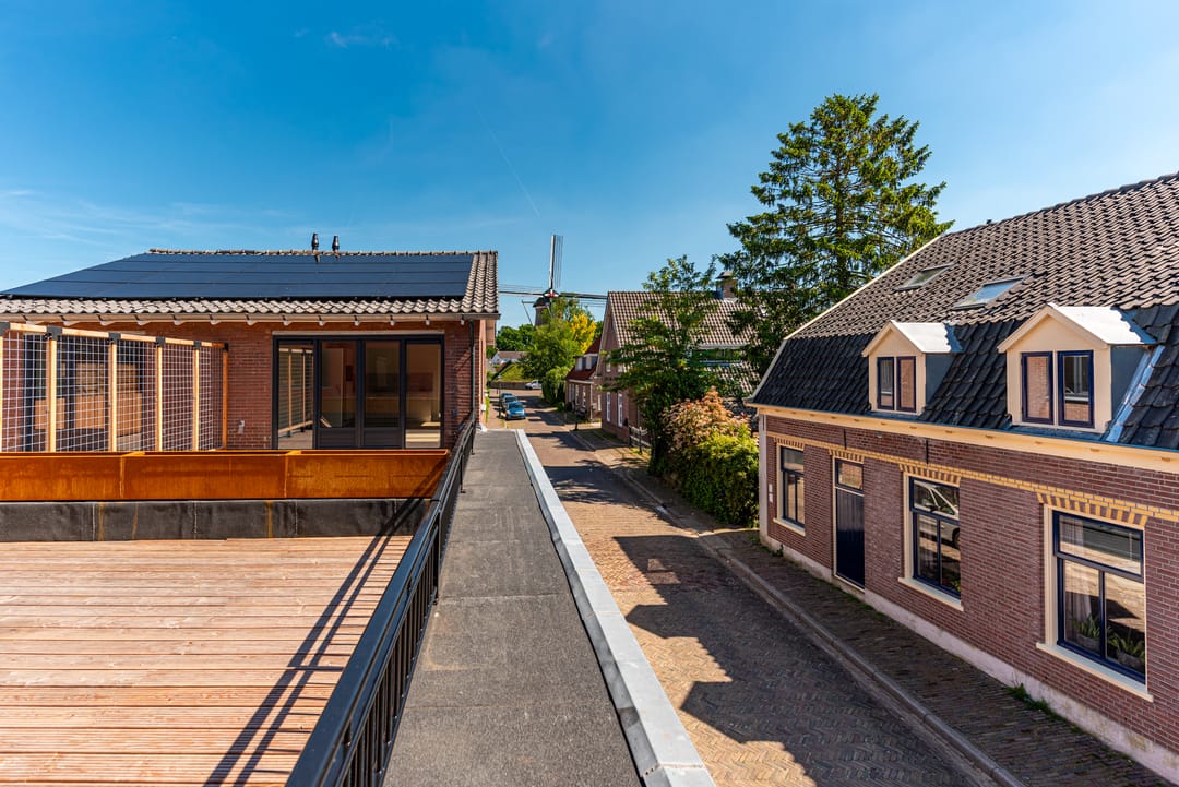Stylish Renovated Apartment with Spacious Rooftop Terrace in Historic Amerongen — 17