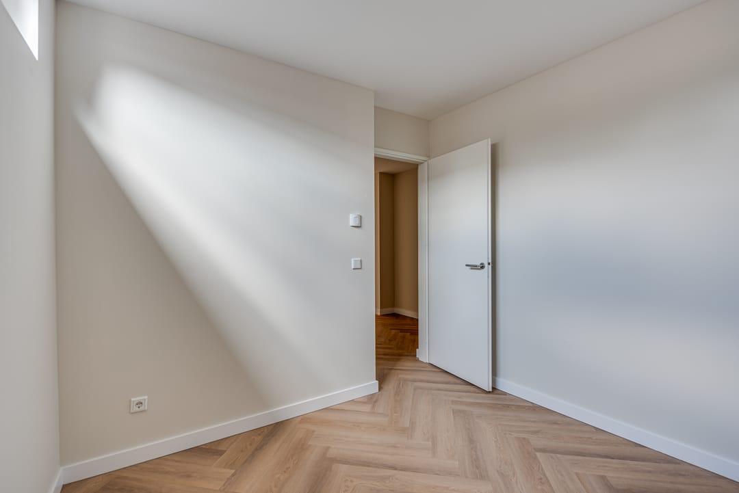 Modern Ground Floor Apartment with Windmill Views in Historic Amerongen — 11