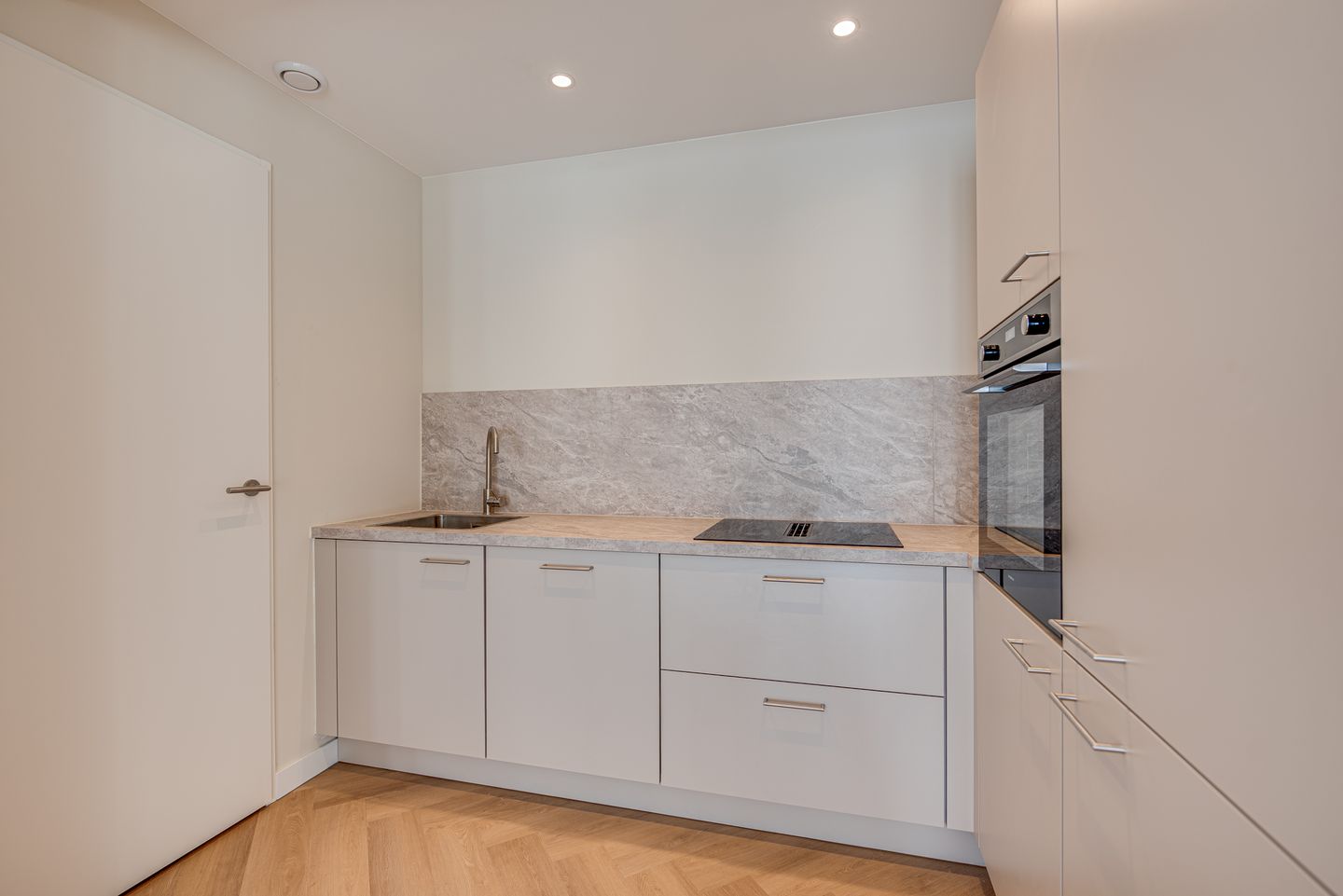Modern Ground Floor Apartment with Parking in Historic Amerongen — 10