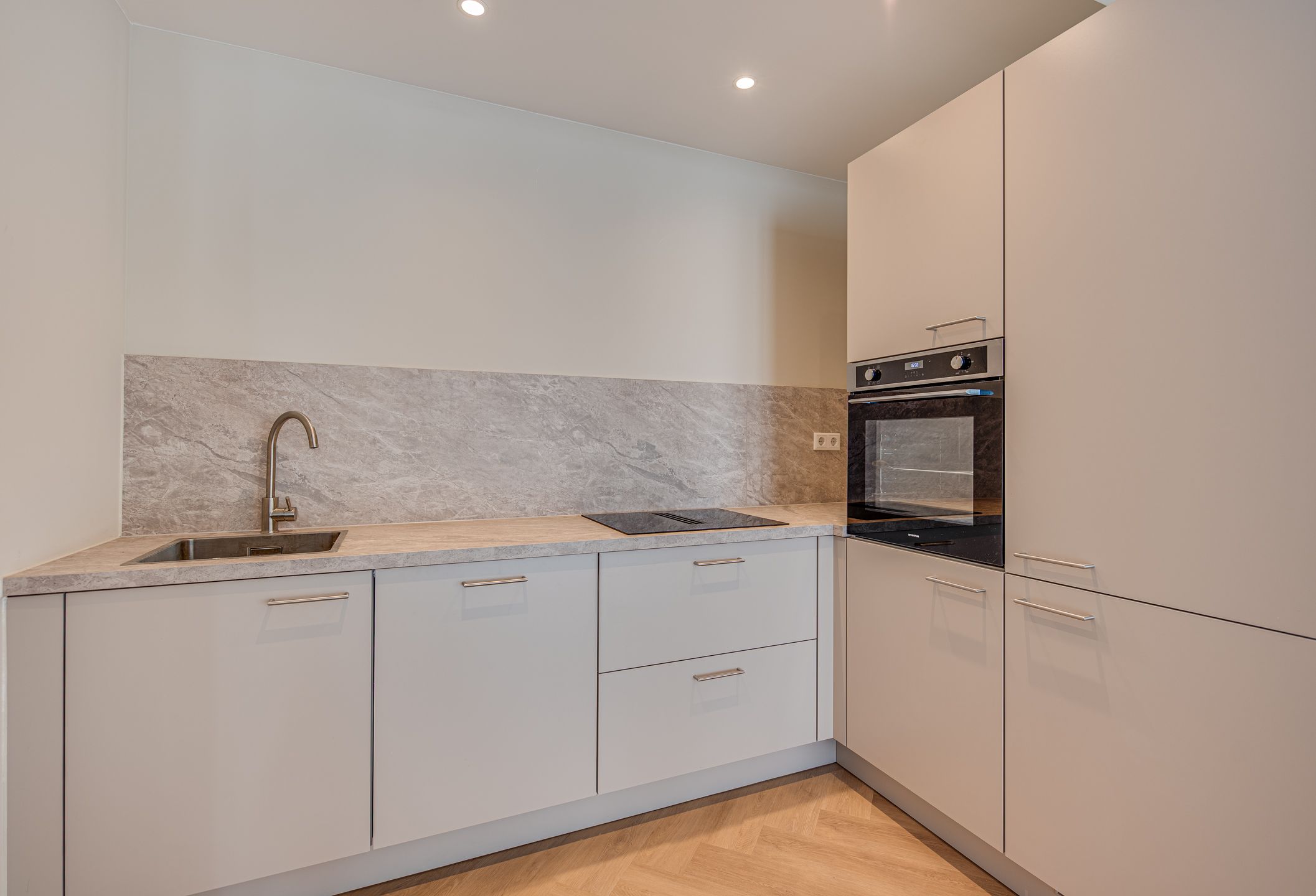 Modern Ground Floor Apartment with Parking in Historic Amerongen — 9