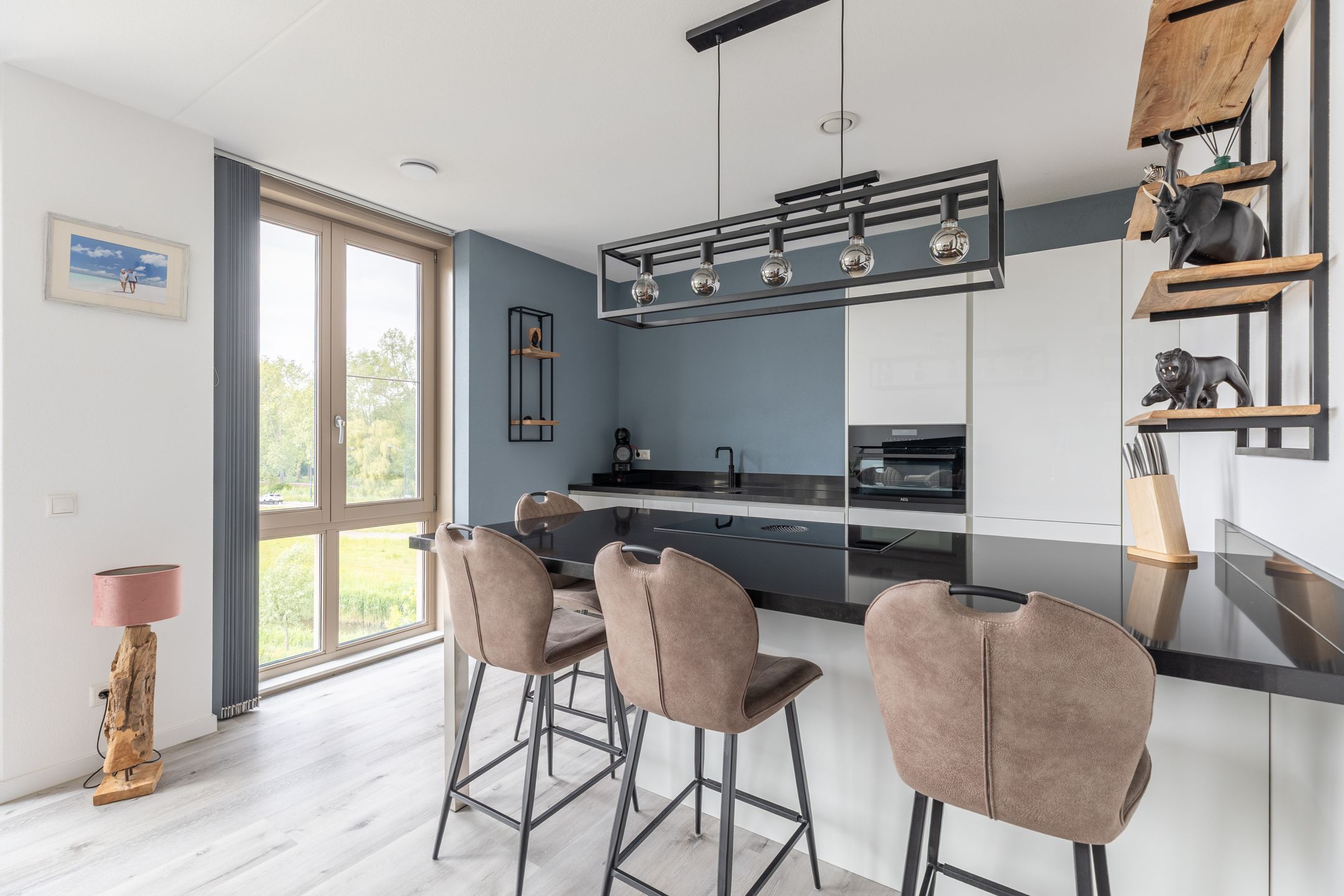 Energy Efficient 3-Room Apartment with Private Parking in Heerhugowaard — 9