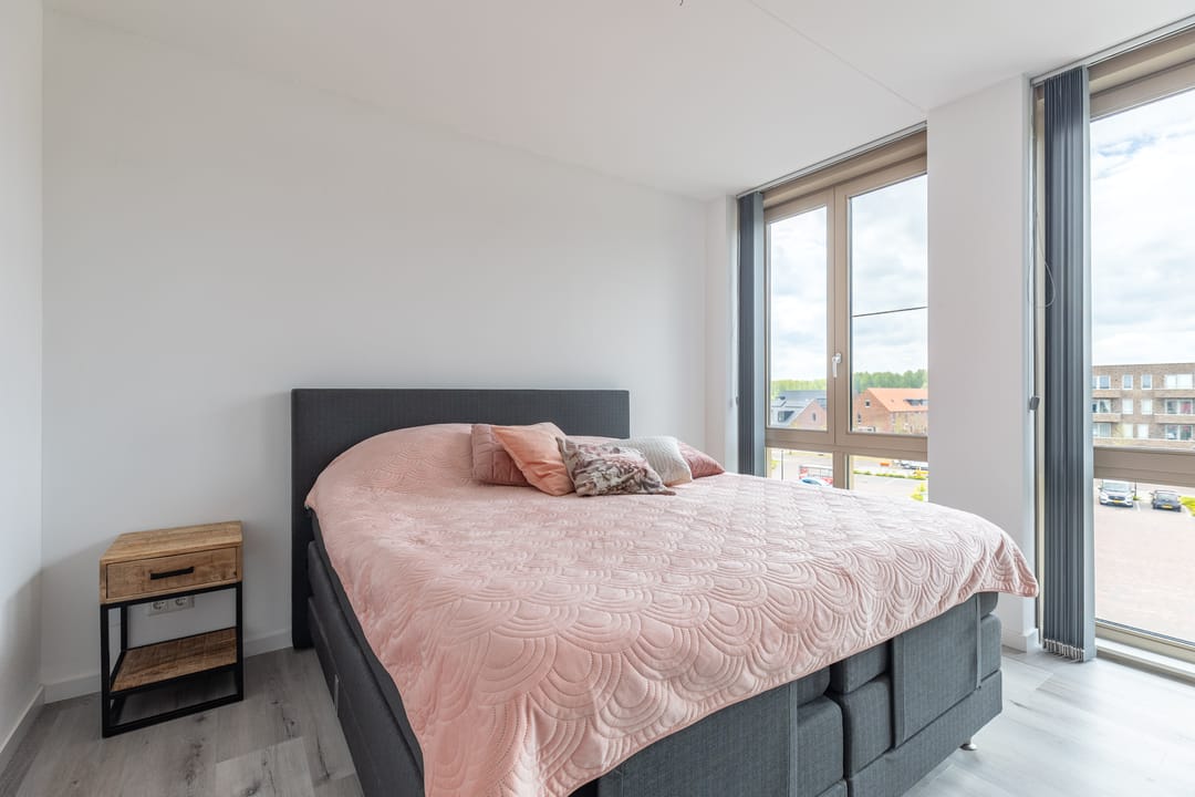 Energy Efficient 3-Room Apartment with Private Parking in Heerhugowaard — 26