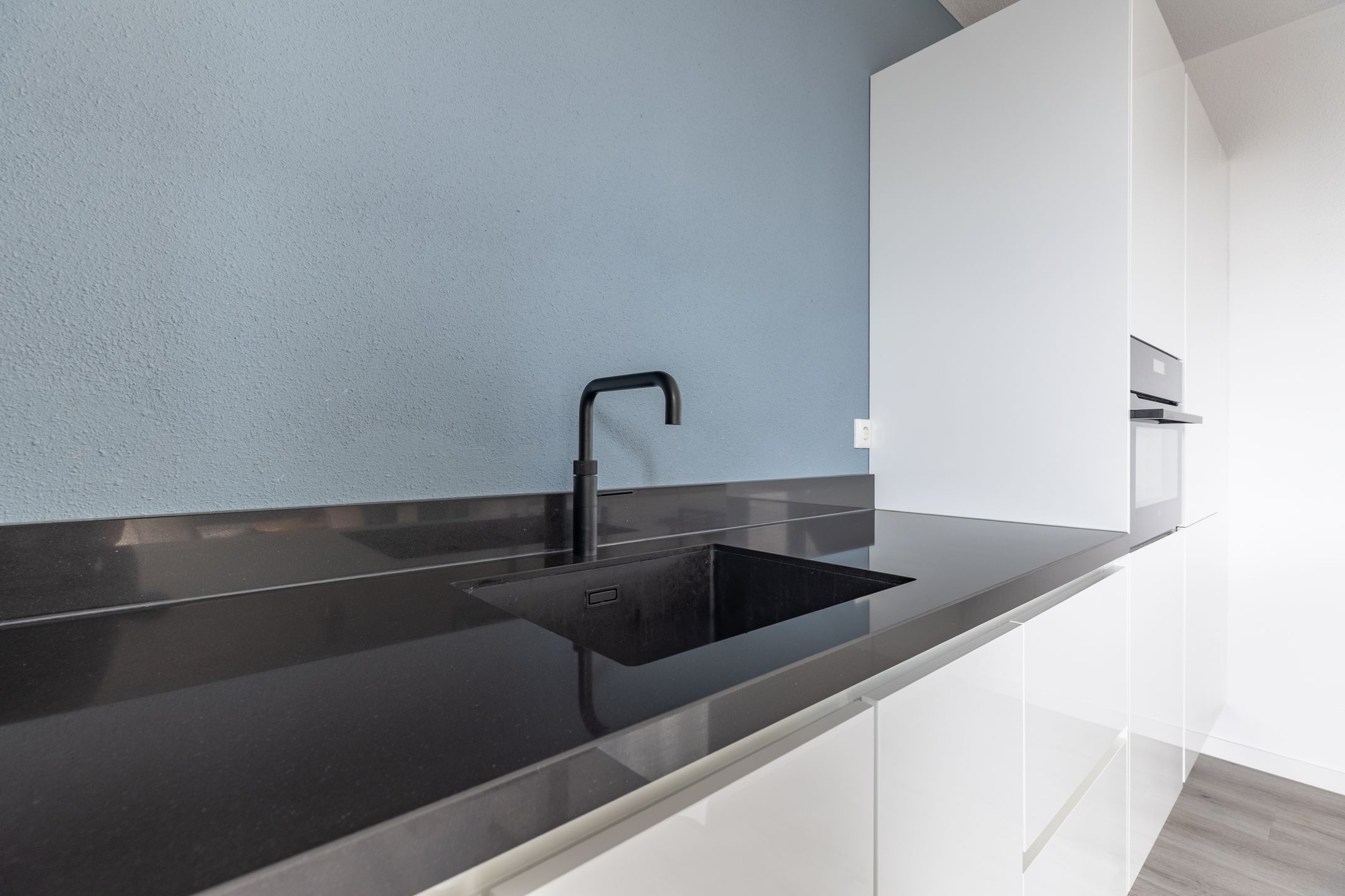 Energy Efficient 3-Room Apartment with Private Parking in Heerhugowaard — 15