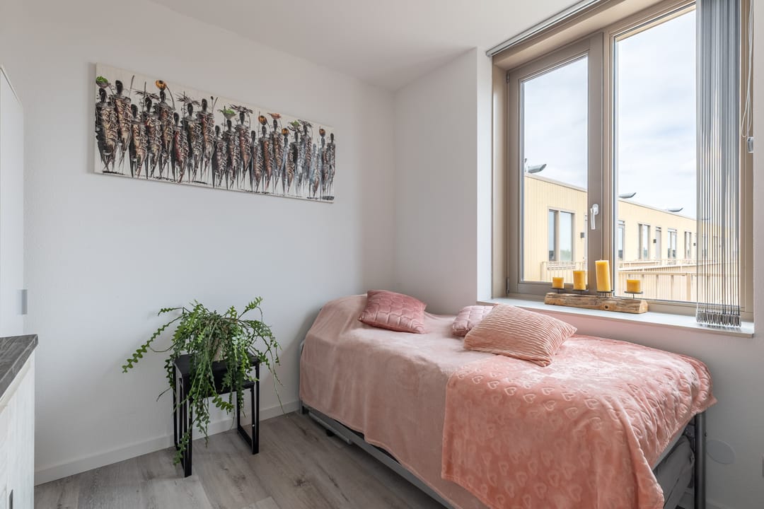 Energy Efficient 3-Room Apartment with Private Parking in Heerhugowaard — 22