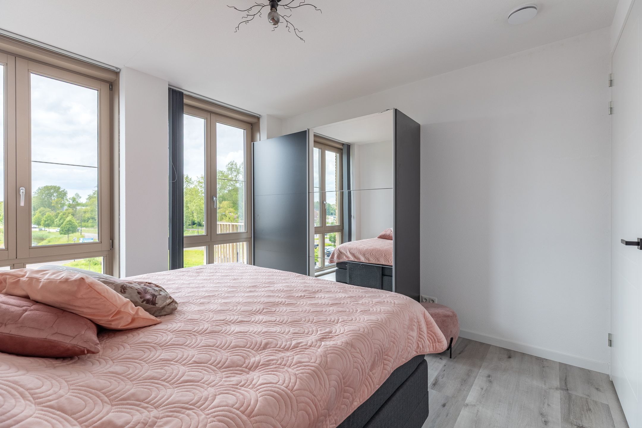 Energy Efficient 3-Room Apartment with Private Parking in Heerhugowaard — 27