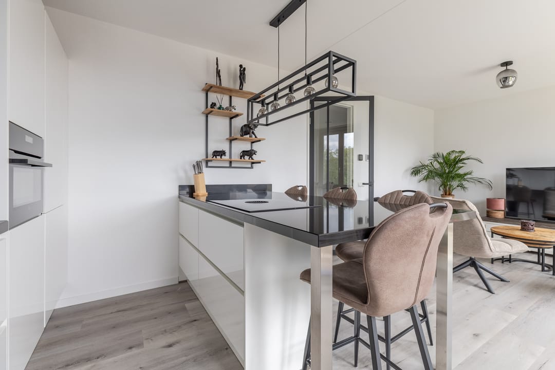 Energy Efficient 3-Room Apartment with Private Parking in Heerhugowaard — 16