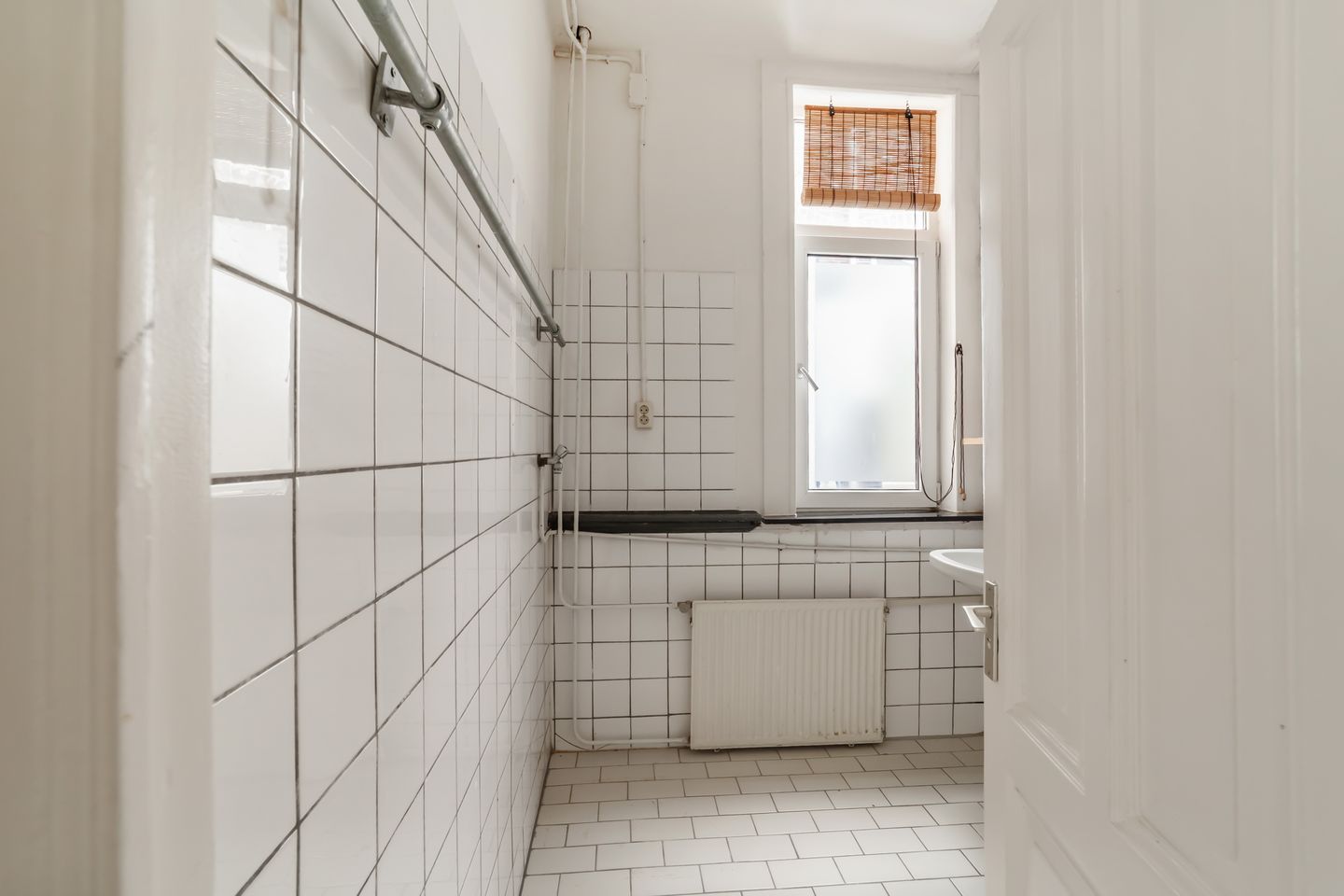 Bright Corner Apartment with High Ceilings in Regentessekwartier — 10