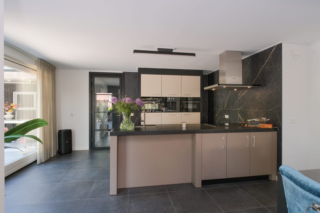 Completely Renovated Semi-Detached Home with A++ Energy Label in Aadorp — 7