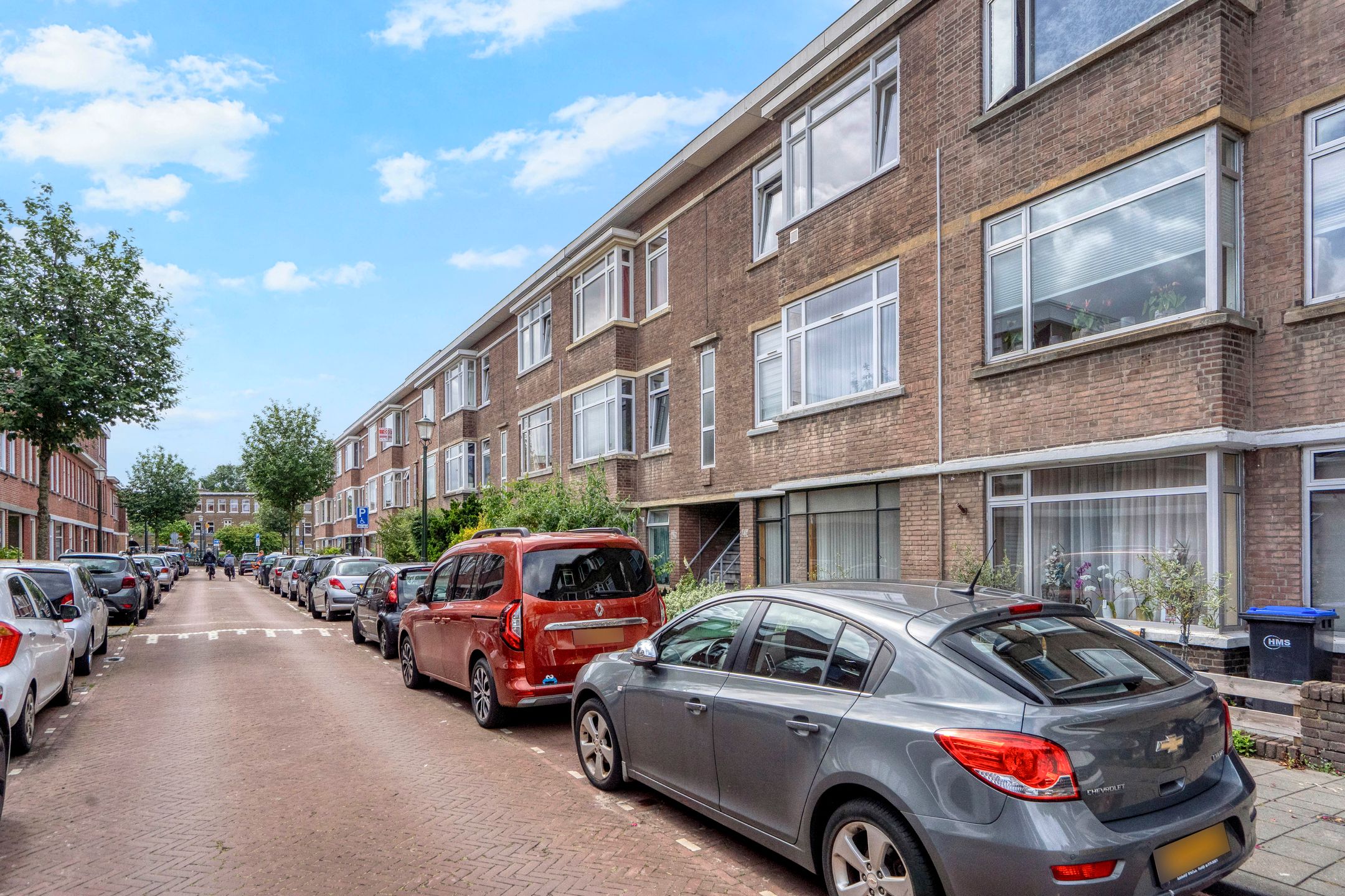 Ground-Floor Apartment with Deep Sunny Garden and Renovation Potential in Loosduinen — 24