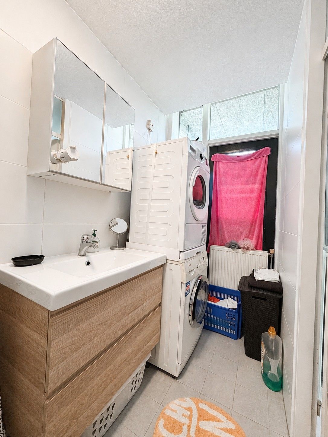 Characterful 2-Room Apartment with Sunny Balconon in Rotterdam-Delfshaven — 14