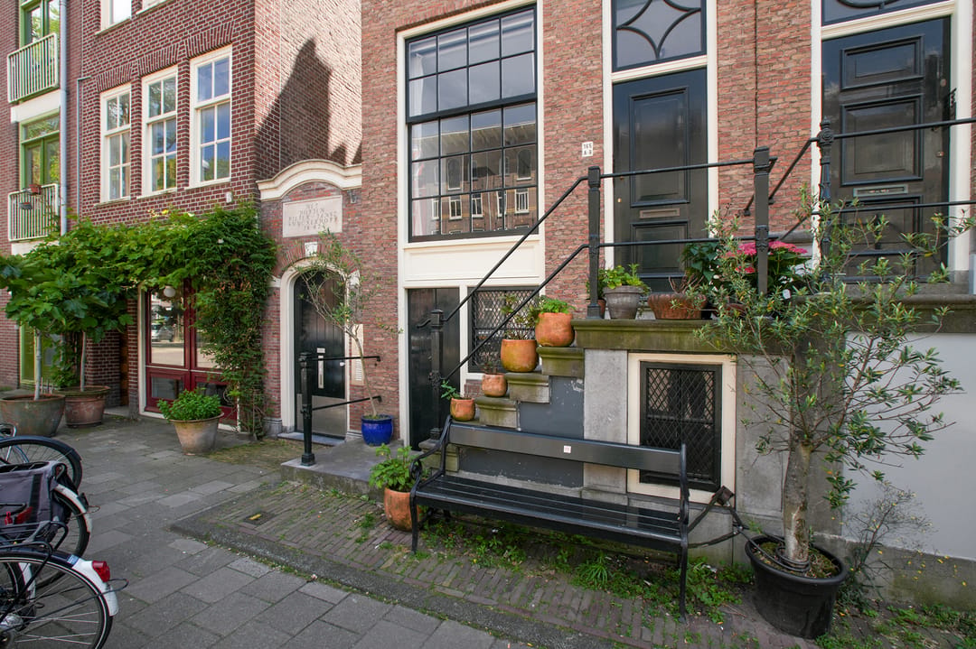 Characterful Split-Level Upper House with Private Entrance in the Jordaan — 37