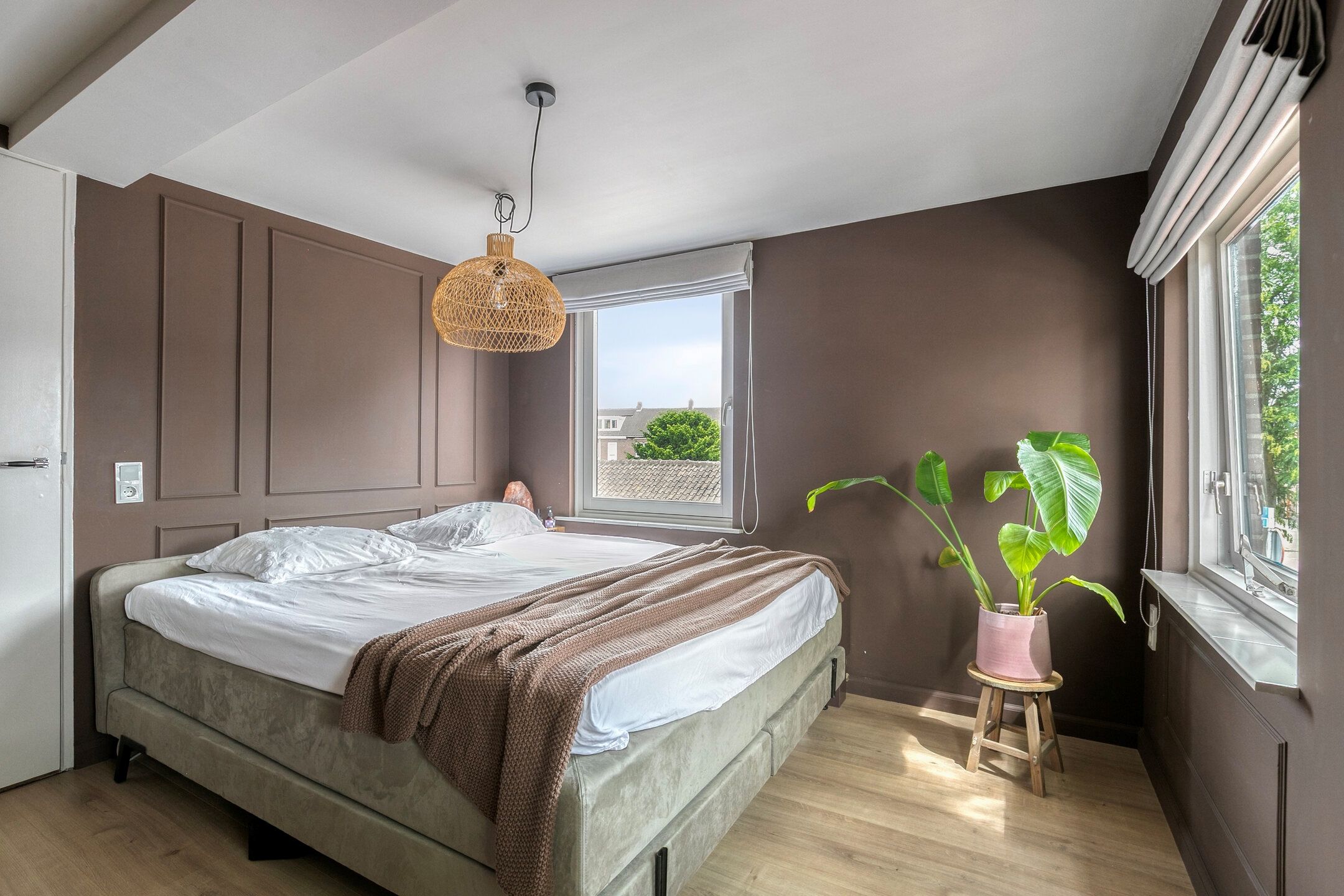 Fully Renovated 1920s Corner Home in Central Tilburg — 24
