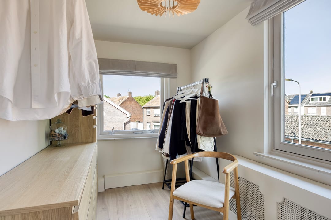 Fully Renovated 1920s Corner Home in Central Tilburg — 28
