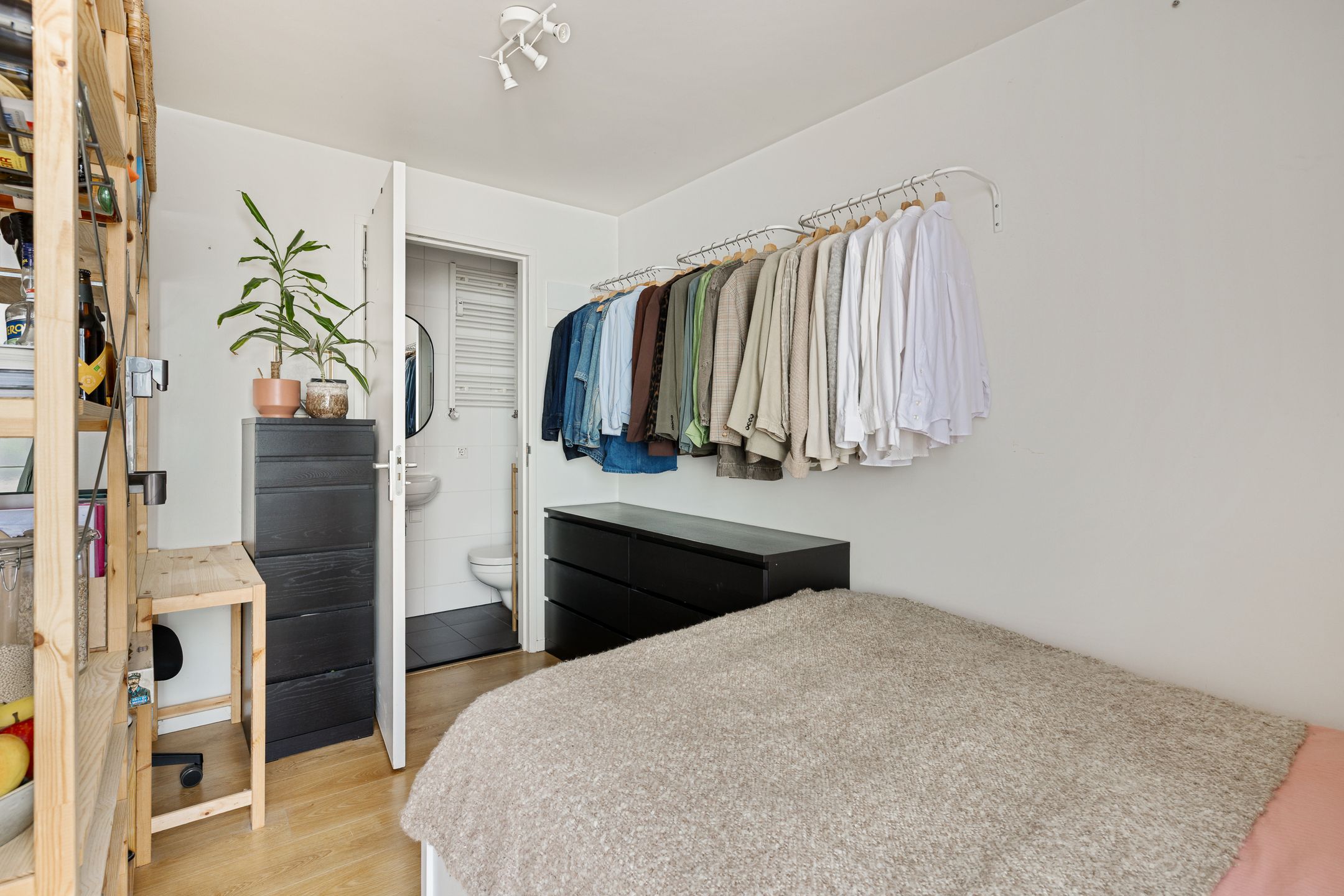 Renovated Ground Floor Studio Apartment in Utrecht's Desirable Rivierenwijk — 15