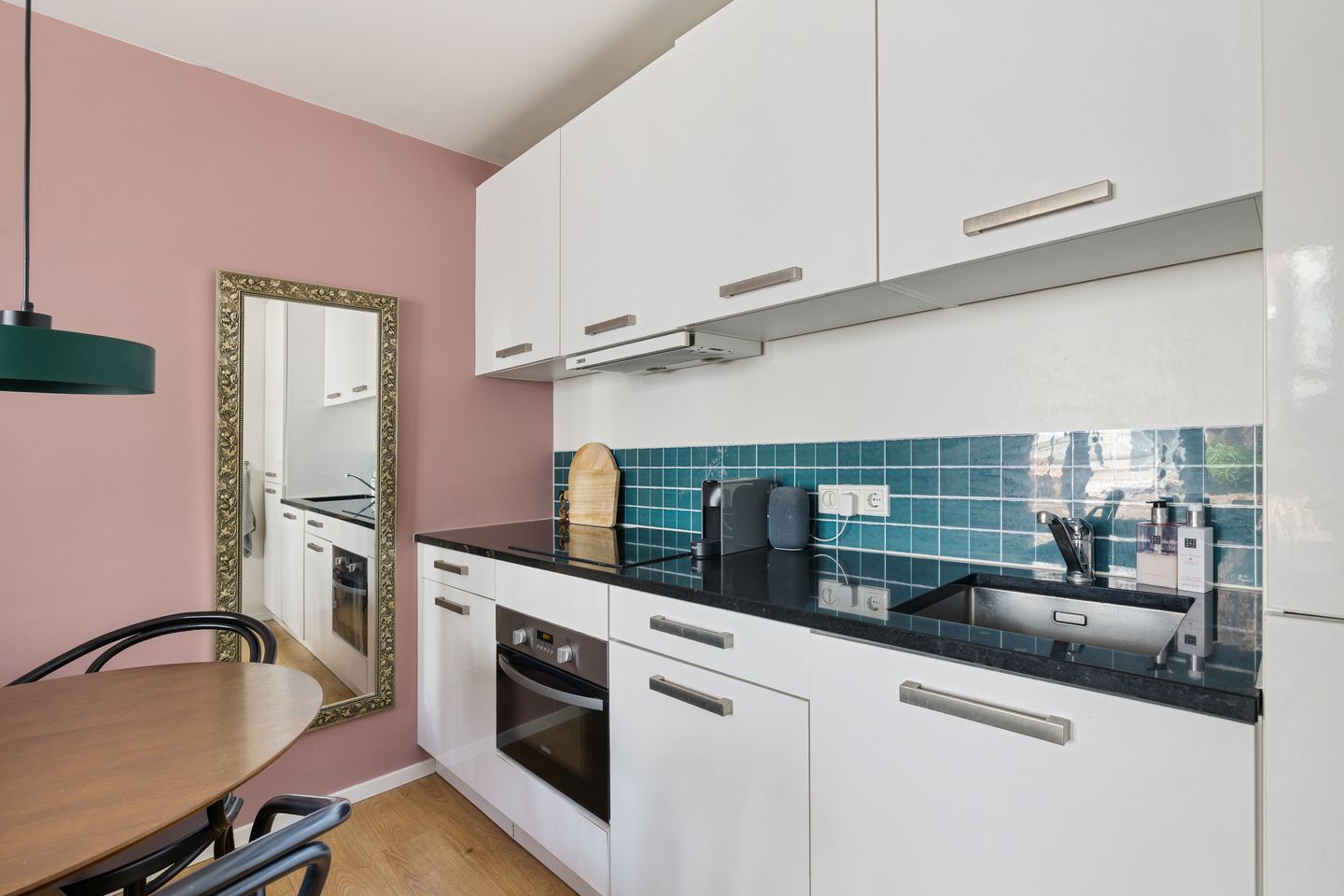 Renovated Ground Floor Studio Apartment in Utrecht's Desirable Rivierenwijk — 10