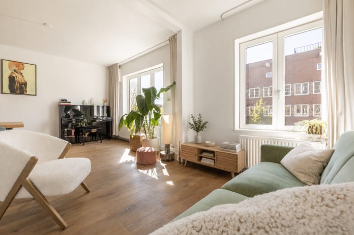 Photo 4 of Heemstedestraat 10-2