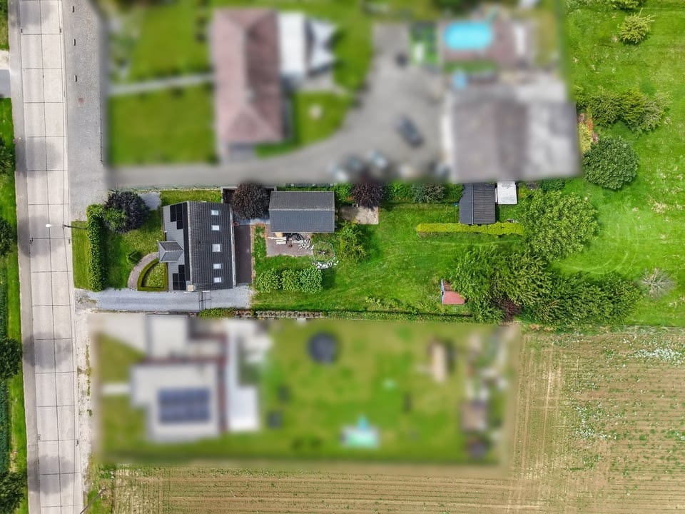 Spacious Detached Villa with Large Garden and Modern Updates in Riemst — 38