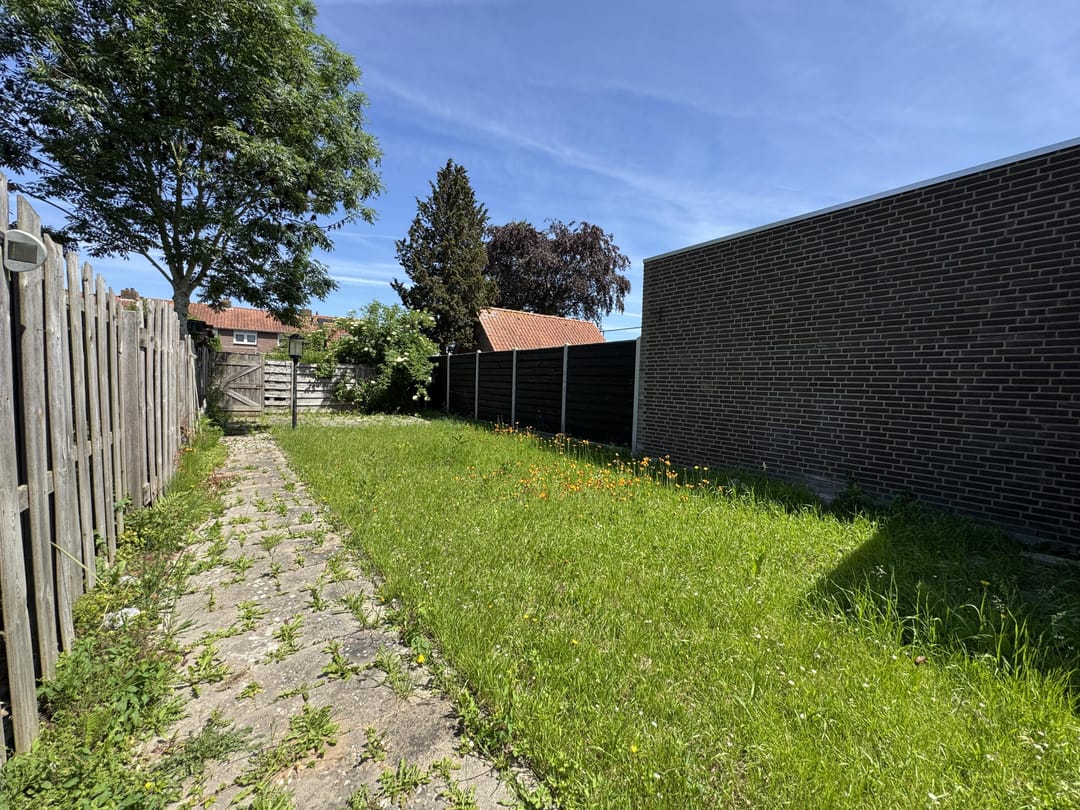 Cozy Starter Home with Deep Garden in Child-Friendly Puiflijk — 26