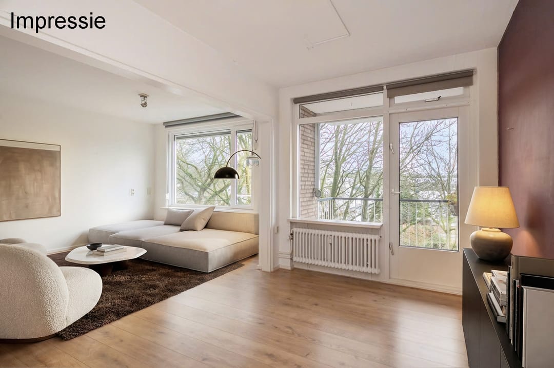 Spacious Three-Bedroom Apartment with South-Facing Balcony and Elevator in Green Setting — 13